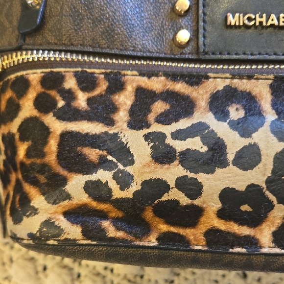FINAL PRICE. Leopard Michael Kors Brown and Black Backpack RHEA MEDIUM - Picture 2 of 8